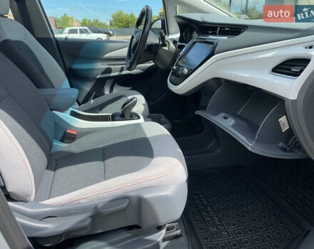 Шевроле Bolt EV, объемом двигателя 0 л и пробегом 45 тыс. км за 19000 $, фото 24 на Automoto.ua