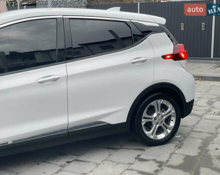 Шевроле Bolt EV, объемом двигателя 0 л и пробегом 26 тыс. км за 17550 $, фото 7 на Automoto.ua