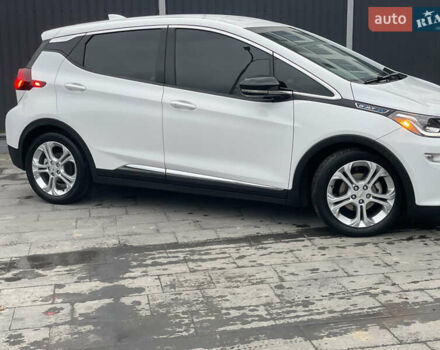 Шевроле Bolt EV, объемом двигателя 0 л и пробегом 26 тыс. км за 17550 $, фото 8 на Automoto.ua