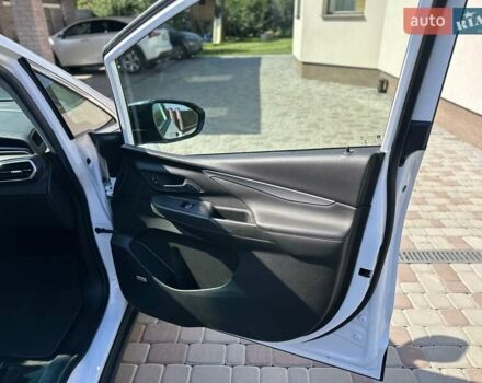 Шевроле Bolt EV, объемом двигателя 0 л и пробегом 22 тыс. км за 18900 $, фото 5 на Automoto.ua