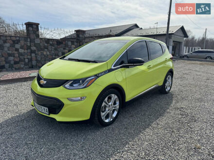 Шевроле Bolt EV 2019 в Бердичеве на Automoto.ua Желтый Шевроле Bolt EV, объемом двигателя 0 л и пробегом 99 тыс. км за 13800 $, фото 1 на Automoto.ua