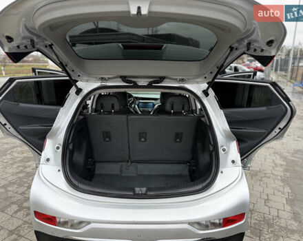 Серый Шевроле Bolt EV, объемом двигателя 0 л и пробегом 207 тыс. км за 12900 $, фото 11 на Automoto.ua