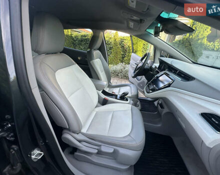 Сірий Шевроле Bolt EV, об'ємом двигуна 0 л та пробігом 132 тис. км за 13500 $, фото 45 на Automoto.ua