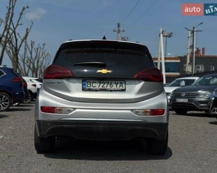 Серый Шевроле Bolt EV, объемом двигателя 0 л и пробегом 110 тыс. км за 15000 $, фото 3 на Automoto.ua