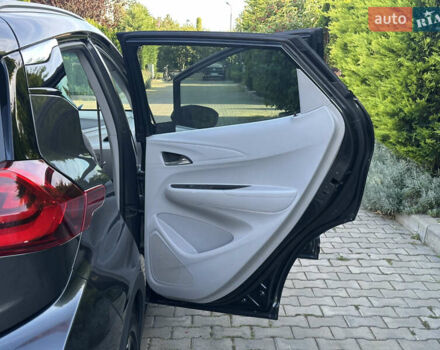 Сірий Шевроле Bolt EV, об'ємом двигуна 0 л та пробігом 132 тис. км за 13500 $, фото 30 на Automoto.ua