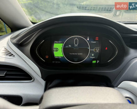 Серый Шевроле Bolt EV, объемом двигателя 0 л и пробегом 81 тыс. км за 14000 $, фото 6 на Automoto.ua