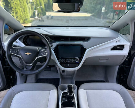 Сірий Шевроле Bolt EV, об'ємом двигуна 0 л та пробігом 132 тис. км за 13500 $, фото 4 на Automoto.ua