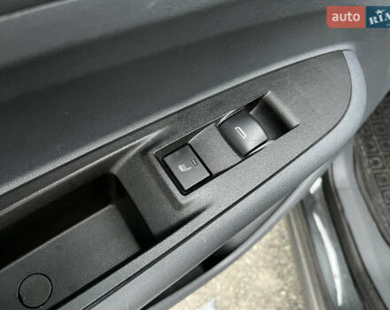 Сірий Шевроле Bolt EV, об'ємом двигуна 0 л та пробігом 164 тис. км за 12500 $, фото 13 на Automoto.ua