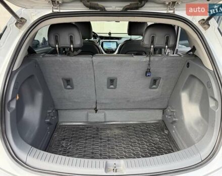 Серый Шевроле Bolt EV, объемом двигателя 0 л и пробегом 156 тыс. км за 11500 $, фото 15 на Automoto.ua