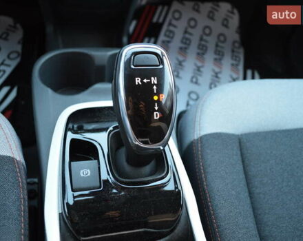 Сірий Шевроле Bolt EV, об'ємом двигуна 0 л та пробігом 57 тис. км за 14900 $, фото 24 на Automoto.ua