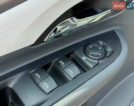 Серый Шевроле Bolt EV, объемом двигателя 0 л и пробегом 139 тыс. км за 14290 $, фото 20 на Automoto.ua
