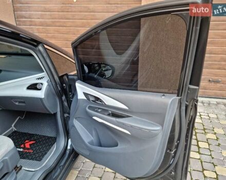 Серый Шевроле Bolt EV, объемом двигателя 0 л и пробегом 181 тыс. км за 13999 $, фото 51 на Automoto.ua