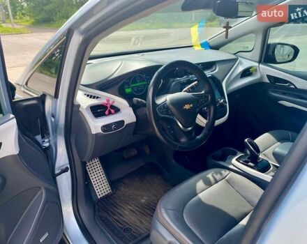 Серый Шевроле Bolt EV, объемом двигателя 0 л и пробегом 57 тыс. км за 15990 $, фото 16 на Automoto.ua