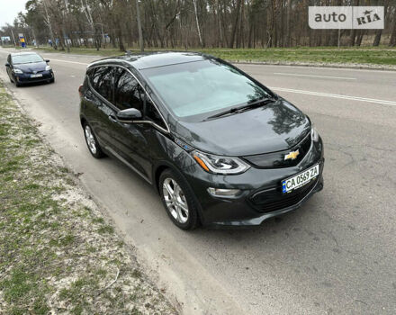 Серый Шевроле Bolt EV, объемом двигателя 0 л и пробегом 96 тыс. км за 18200 $, фото 2 на Automoto.ua