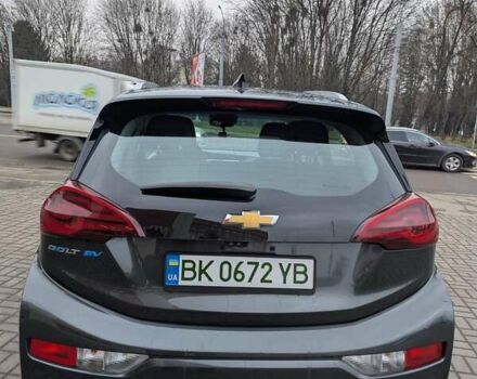 Серый Шевроле Bolt EV, объемом двигателя 0 л и пробегом 137 тыс. км за 13800 $, фото 2 на Automoto.ua