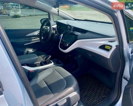 Сірий Шевроле Bolt EV, об'ємом двигуна 0 л та пробігом 57 тис. км за 15990 $, фото 21 на Automoto.ua