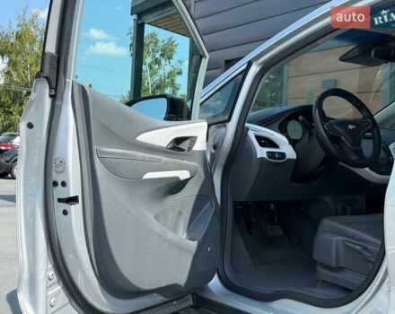 Сірий Шевроле Bolt EV, об'ємом двигуна 0 л та пробігом 137 тис. км за 13499 $, фото 20 на Automoto.ua
