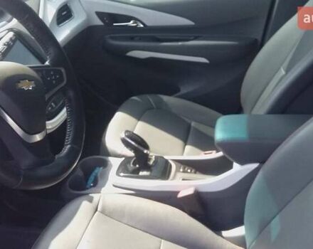 Серый Шевроле Bolt EV, объемом двигателя 0 л и пробегом 100 тыс. км за 18000 $, фото 1 на Automoto.ua