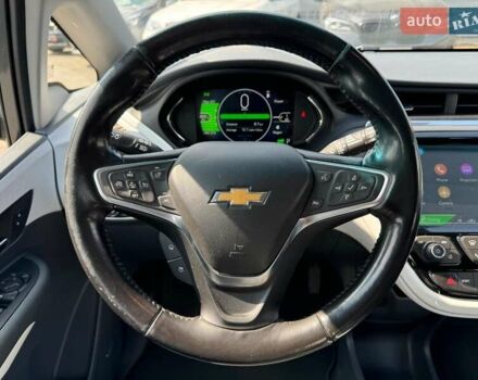 Серый Шевроле Bolt EV, объемом двигателя 0 л и пробегом 139 тыс. км за 14290 $, фото 32 на Automoto.ua