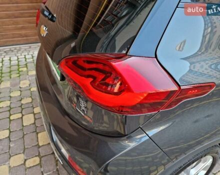 Серый Шевроле Bolt EV, объемом двигателя 0 л и пробегом 181 тыс. км за 13999 $, фото 27 на Automoto.ua
