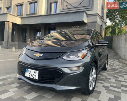 Серый Шевроле Bolt EV, объемом двигателя 0 л и пробегом 133 тыс. км за 14900 $, фото 2 на Automoto.ua