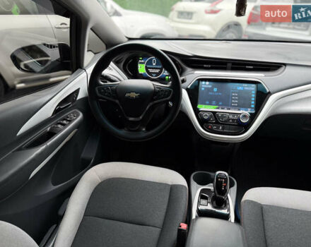 Серый Шевроле Bolt EV, объемом двигателя 0 л и пробегом 82 тыс. км за 13500 $, фото 48 на Automoto.ua