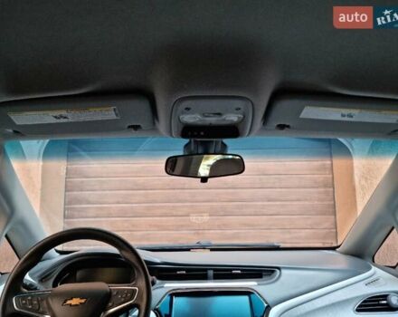 Серый Шевроле Bolt EV, объемом двигателя 0 л и пробегом 181 тыс. км за 13999 $, фото 65 на Automoto.ua