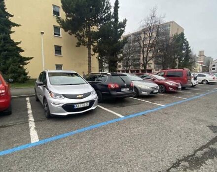 Серый Шевроле Bolt EV, объемом двигателя 0 л и пробегом 186 тыс. км за 20500 $, фото 1 на Automoto.ua