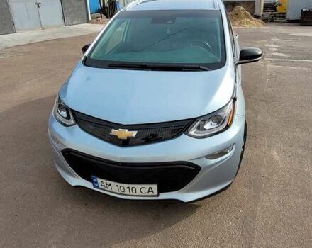 Серый Шевроле Bolt EV, объемом двигателя 0 л и пробегом 100 тыс. км за 16000 $, фото 2 на Automoto.ua