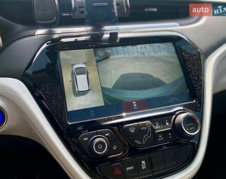 Сірий Шевроле Bolt EV, об'ємом двигуна 0 л та пробігом 57 тис. км за 15990 $, фото 34 на Automoto.ua