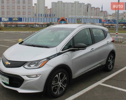 Серый Шевроле Bolt EV, объемом двигателя 0 л и пробегом 135 тыс. км за 15300 $, фото 2 на Automoto.ua