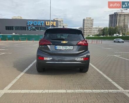 Сірий Шевроле Bolt EV, об'ємом двигуна 0 л та пробігом 148 тис. км за 15300 $, фото 3 на Automoto.ua