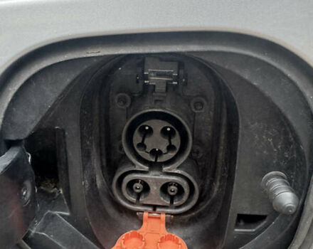 Серый Шевроле Bolt EV, объемом двигателя 0 л и пробегом 153 тыс. км за 15000 $, фото 15 на Automoto.ua