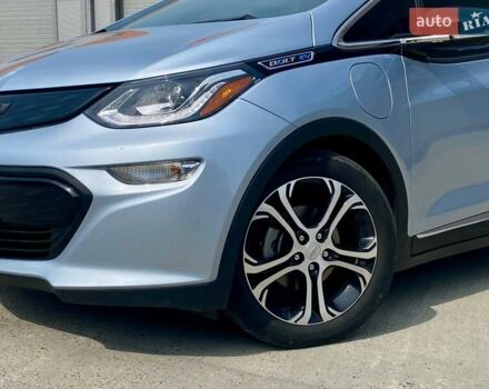 Сірий Шевроле Bolt EV, об'ємом двигуна 0 л та пробігом 57 тис. км за 15990 $, фото 3 на Automoto.ua