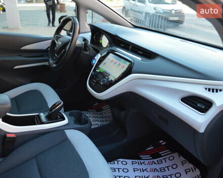 Сірий Шевроле Bolt EV, об'ємом двигуна 0 л та пробігом 57 тис. км за 14900 $, фото 39 на Automoto.ua