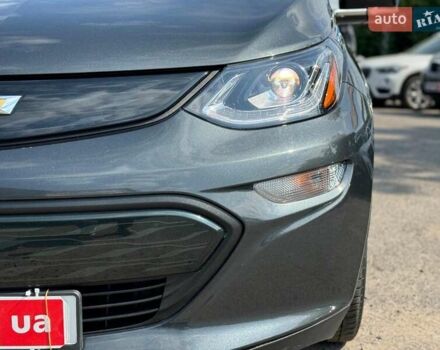 Серый Шевроле Bolt EV, объемом двигателя 0 л и пробегом 139 тыс. км за 14290 $, фото 10 на Automoto.ua
