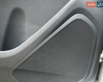 Серый Шевроле Bolt EV, объемом двигателя 0 л и пробегом 153 тыс. км за 15000 $, фото 4 на Automoto.ua