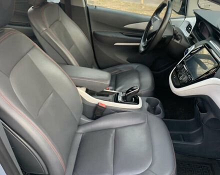 Серый Шевроле Bolt EV, объемом двигателя 0 л и пробегом 178 тыс. км за 14900 $, фото 6 на Automoto.ua