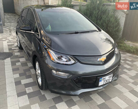 Серый Шевроле Bolt EV, объемом двигателя 0 л и пробегом 133 тыс. км за 14900 $, фото 12 на Automoto.ua