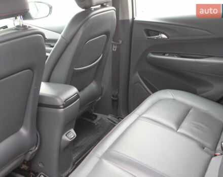 Серый Шевроле Bolt EV, объемом двигателя 0 л и пробегом 135 тыс. км за 15300 $, фото 35 на Automoto.ua