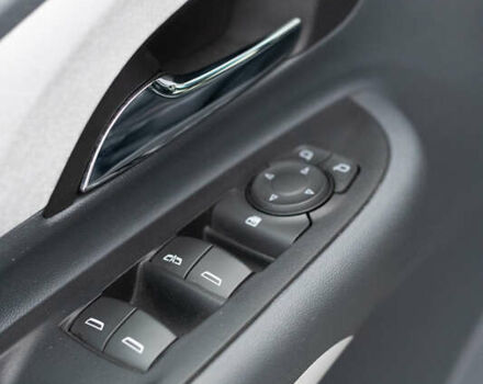 Сірий Шевроле Bolt EV, об'ємом двигуна 0 л та пробігом 81 тис. км за 14200 $, фото 30 на Automoto.ua