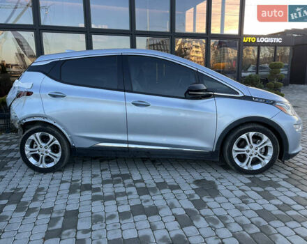 Серый Шевроле Bolt EV, объемом двигателя 0 л и пробегом 126 тыс. км за 11500 $, фото 3 на Automoto.ua