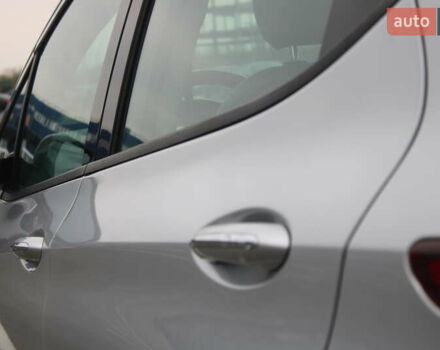 Серый Шевроле Bolt EV, объемом двигателя 0 л и пробегом 135 тыс. км за 15300 $, фото 11 на Automoto.ua