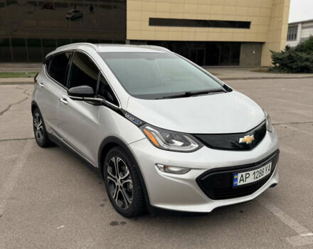 Серый Шевроле Bolt EV, объемом двигателя 0 л и пробегом 44 тыс. км за 17300 $, фото 2 на Automoto.ua