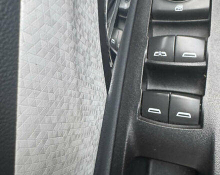 Серый Шевроле Bolt EV, объемом двигателя 0 л и пробегом 153 тыс. км за 15000 $, фото 3 на Automoto.ua