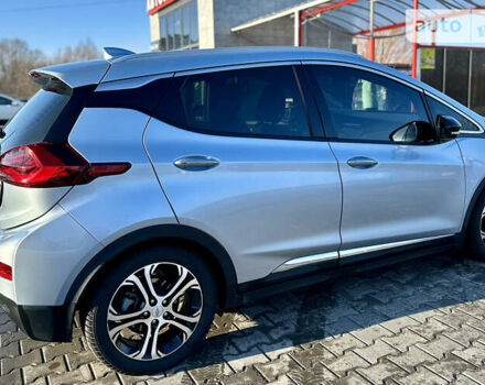 Сірий Шевроле Bolt EV, об'ємом двигуна 0 л та пробігом 105 тис. км за 17400 $, фото 3 на Automoto.ua