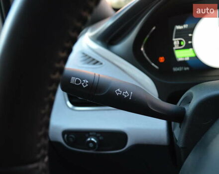 Сірий Шевроле Bolt EV, об'ємом двигуна 0 л та пробігом 57 тис. км за 14900 $, фото 19 на Automoto.ua