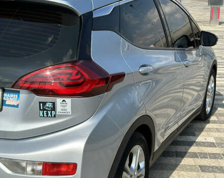 Серый Шевроле Bolt EV, объемом двигателя 0 л и пробегом 89 тыс. км за 13499 $, фото 8 на Automoto.ua