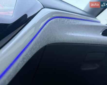 Серый Шевроле Bolt EV, объемом двигателя 0 л и пробегом 110 тыс. км за 13700 $, фото 10 на Automoto.ua