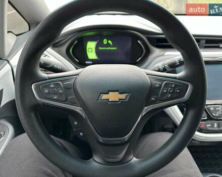 Серый Шевроле Bolt EV, объемом двигателя 0 л и пробегом 96 тыс. км за 14600 $, фото 17 на Automoto.ua